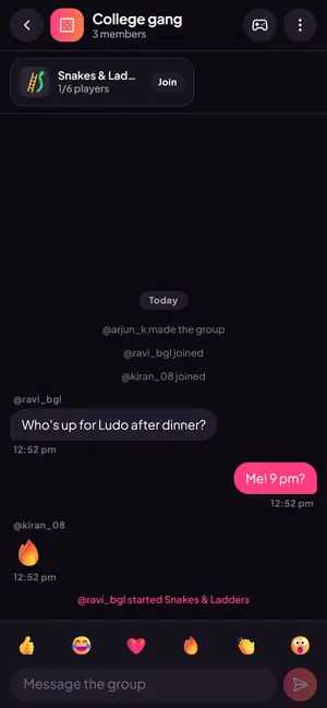 A Viaraa group chat, with a game going on